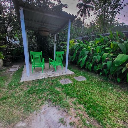 Villa Sahasna à Unawatuna Extérieur photo