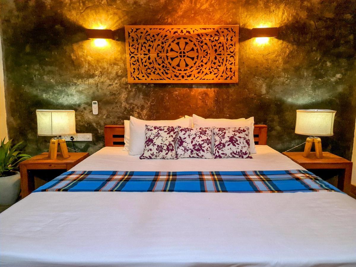 Villa Sahasna à Unawatuna Extérieur photo